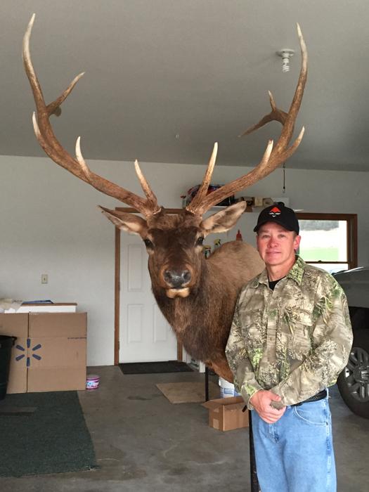 Todd Ruhland with his 2016 Utah elk 