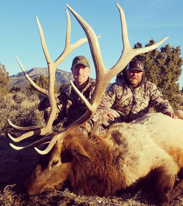 Nevada bull elk taken with 7l outfitters
