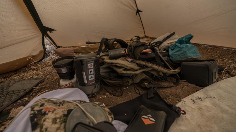 Muzzleloader gear in seek outside tipi