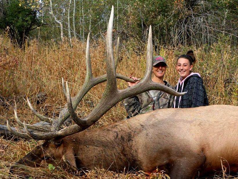 Wendy with a great 376 inch elk taken with bearpaw outfitters