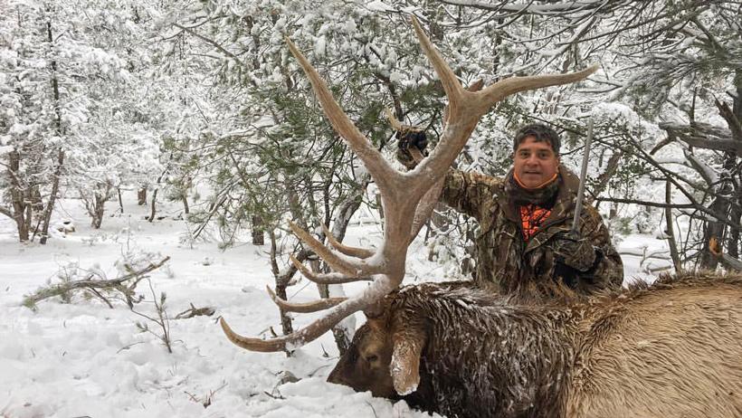 Late season bull elk taken with raging bull outfitters