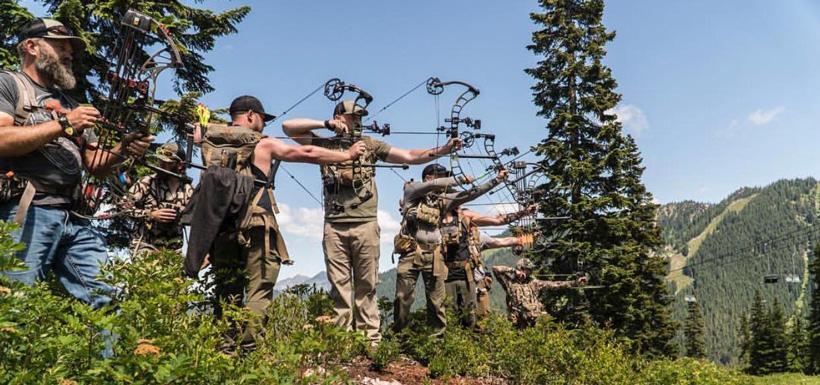 Summer bowhunting practice on the mountains