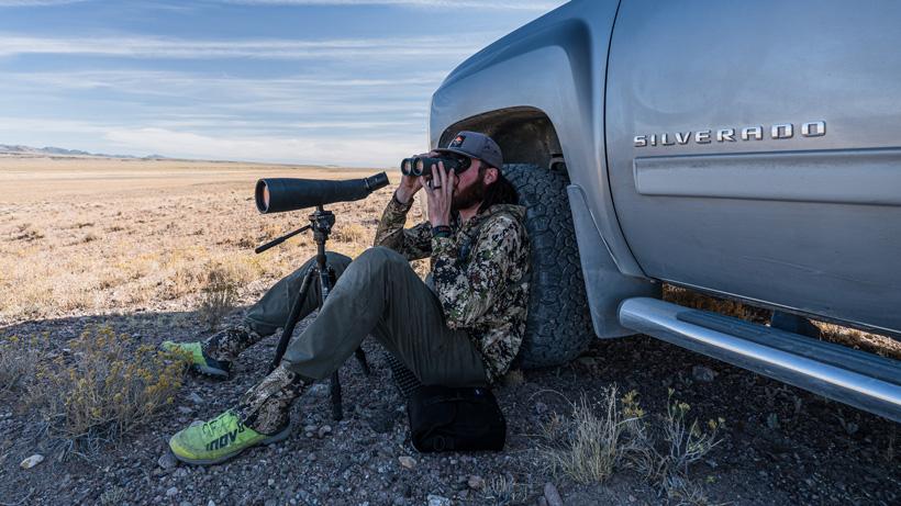 Glassing resting against vehicle