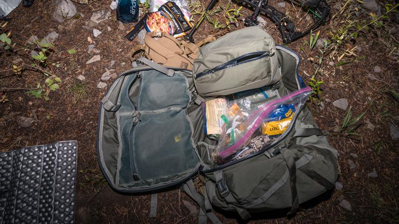 Organization of mystery ranch beartooth 80 backpack