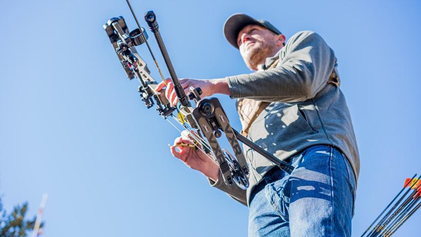 Below shot of 2020 mathews vxr 31.5 hunting bow