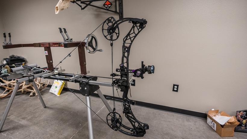 Checking bow cam timing on homemade draw board