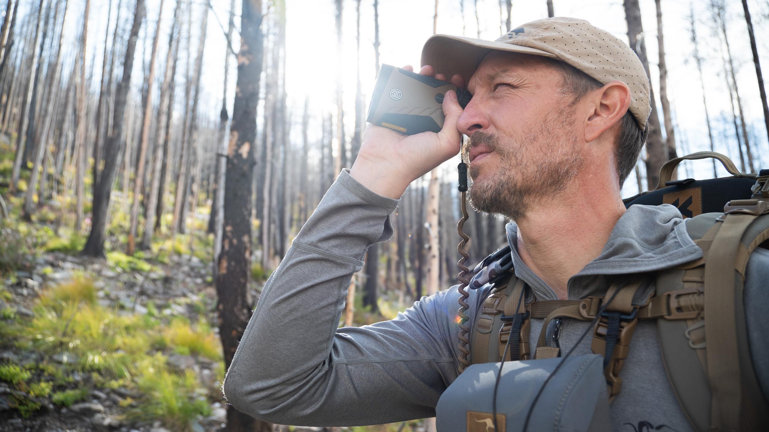 Grabbing shooting lane ranges while archery elk hunting