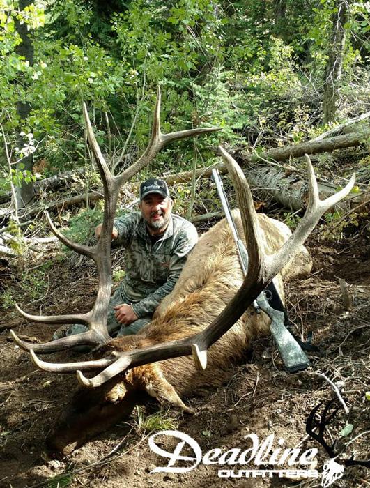 Idaho bull elk taken with deadline outfitters_0