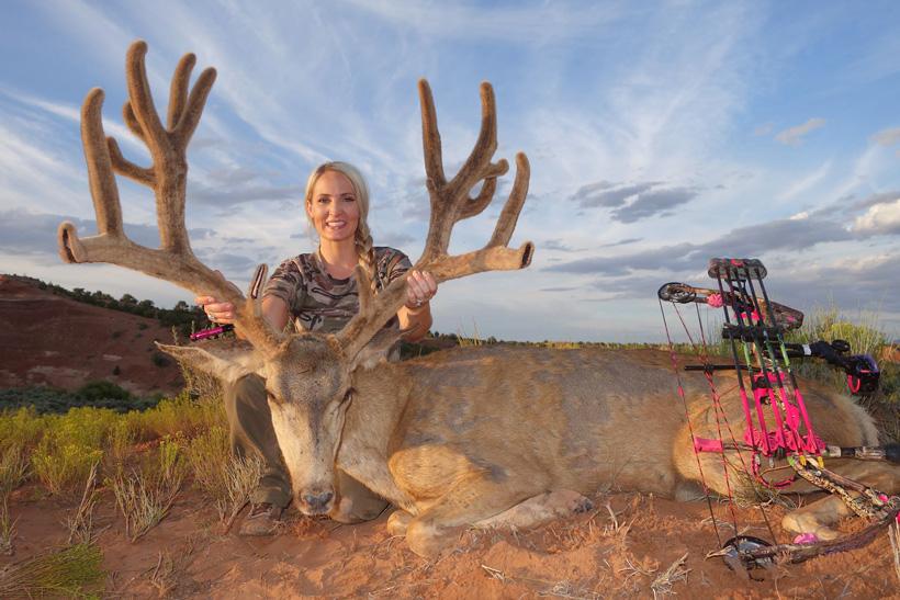 Katie lemon giant utah archery buck