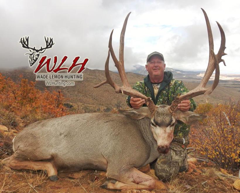 Giant 232 inch henry mountain mule deer guided by wade lemon hunting