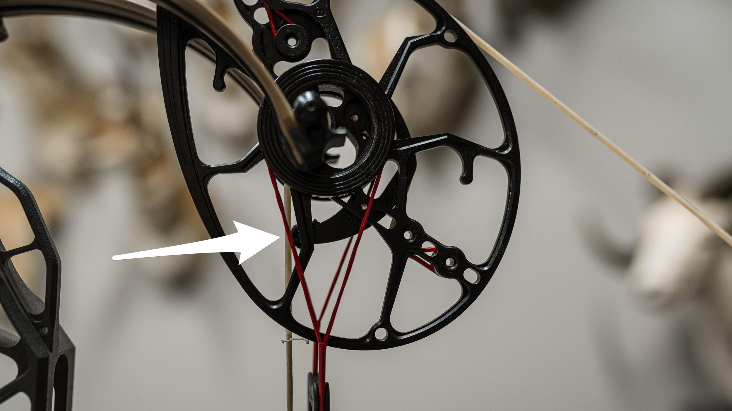 Proper cam timing on the upper bow cam