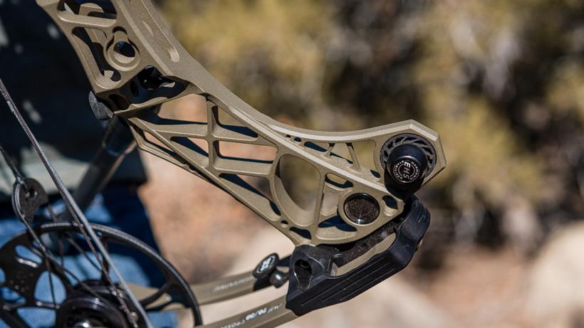 Mathews vxr bow showing harmonic stabilizer
