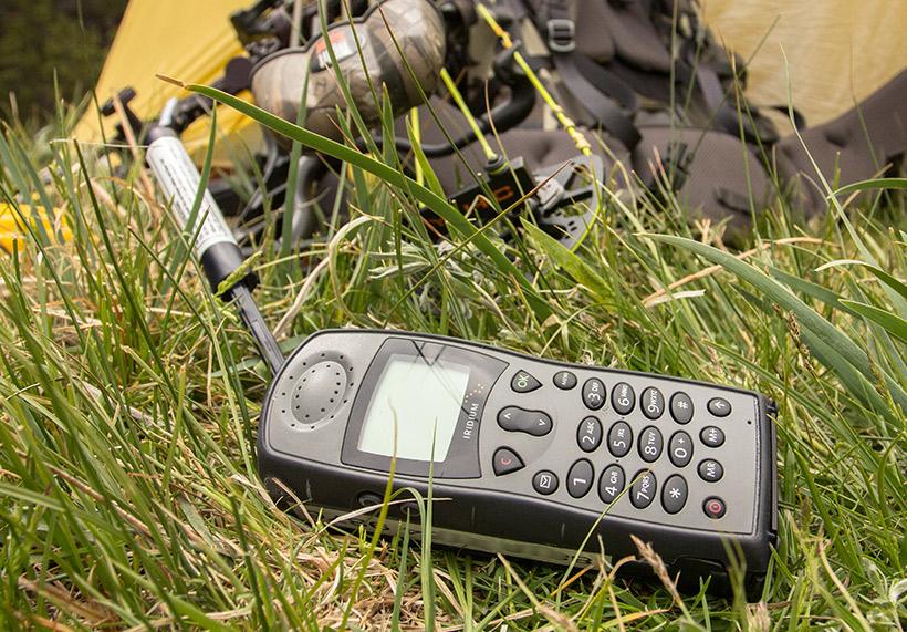 Satellite phone_0